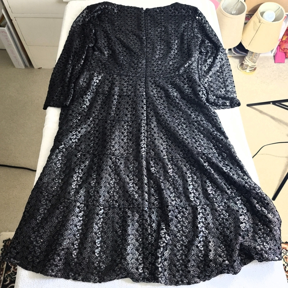 NWOT Beautiful Anne Klein Dress